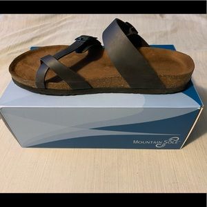 Mountain Sole Leather Sandals … NEVER WORN!!!